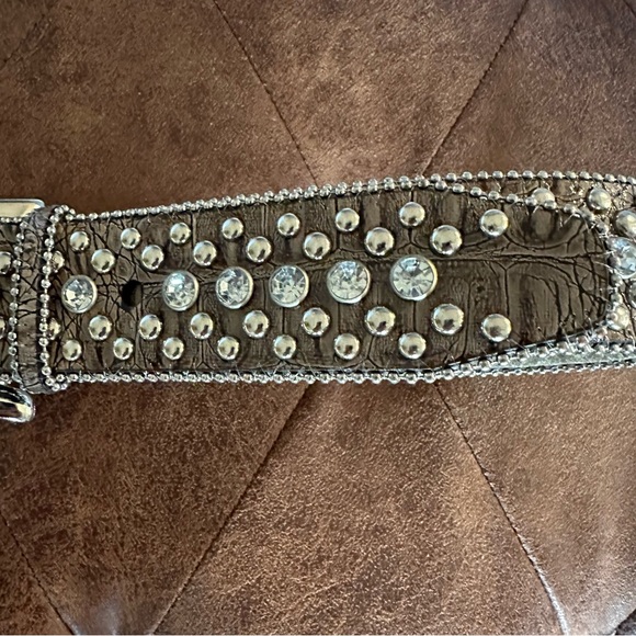 Guess Croc Embossed Belt Embellished with Silver Metal Studs & Crystals - Picture 8 of 12